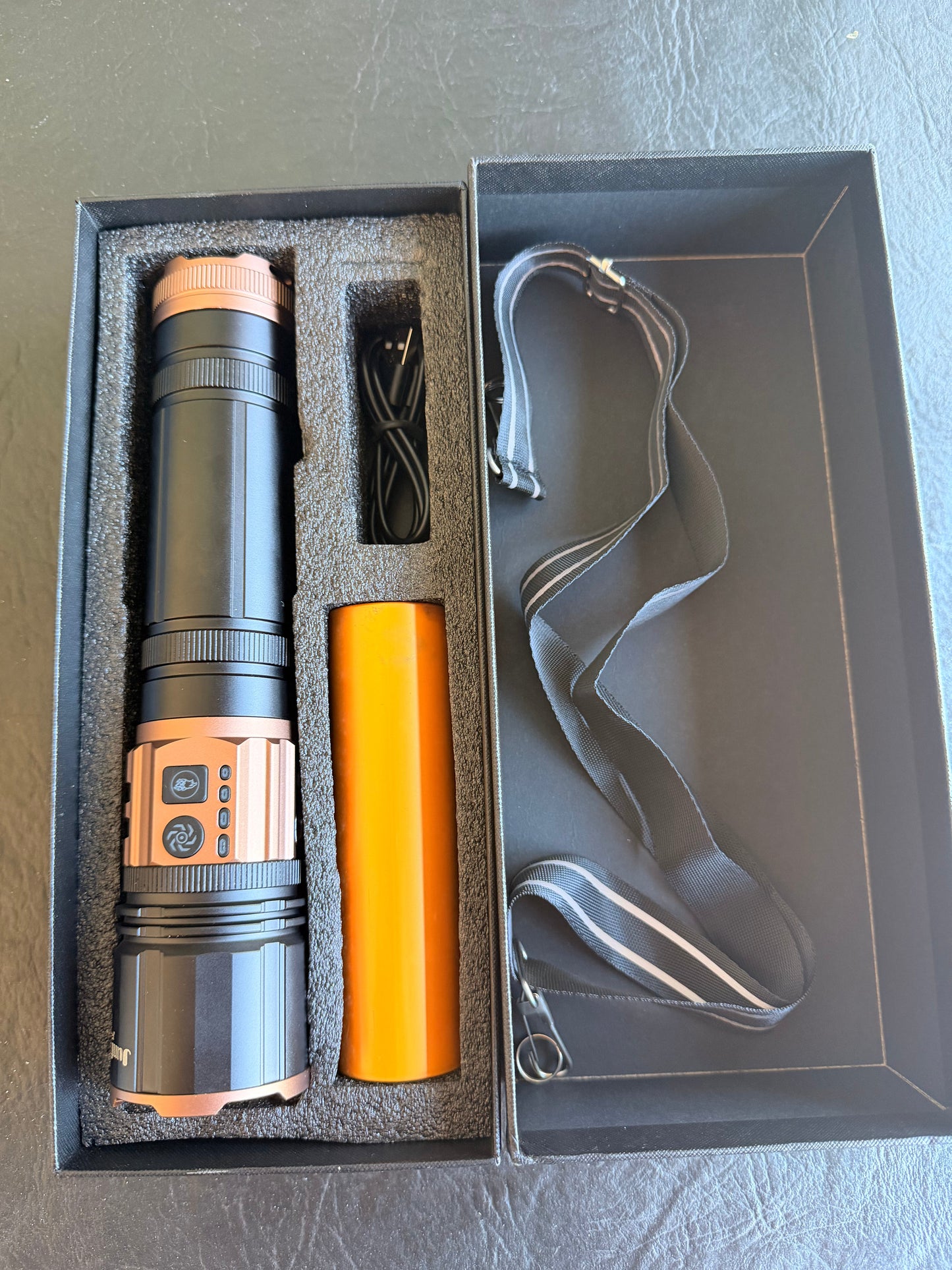 Laser Pro Professional · 28 cm · 28.800 mAh · Largo Alcance NUEVO INGRESO + Correa de Hombro GRATIS