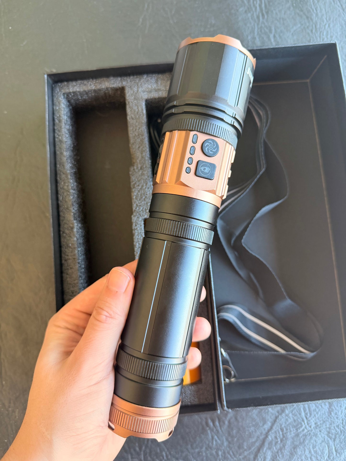 Laser Pro Professional · 28 cm · 28.800 mAh · Largo Alcance NUEVO INGRESO + Correa de Hombro GRATIS